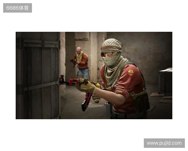 帽子上用中文写着努力、忍耐、牺牲，张外龙：是我作为教练的哲学