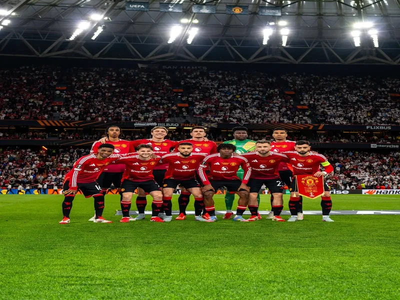 半场战报：曼联1-0热刺，姆伯莫破门，阿马德送助攻