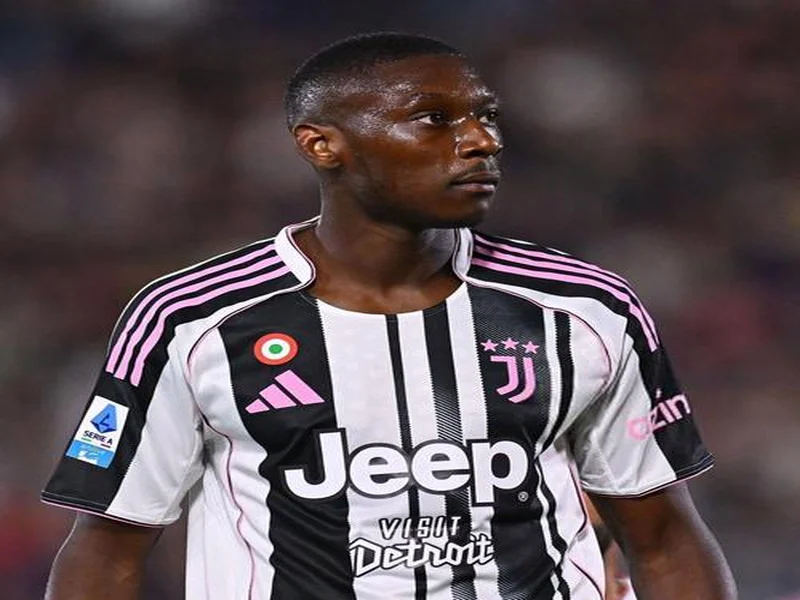 队报：踢曼联时下巴受伤，热刺前锋穆阿尼退出法国本期名单